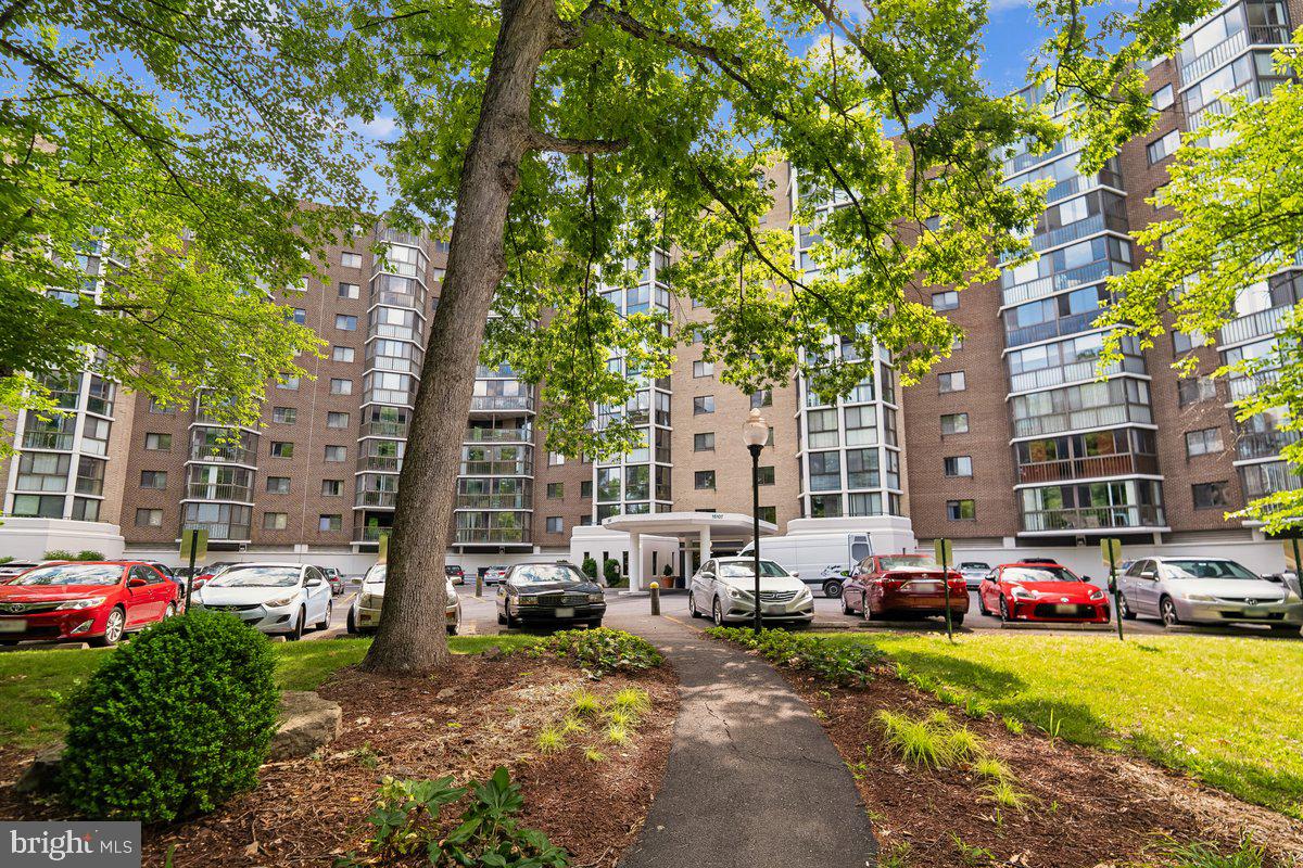 15107 Interlachen Drive #2-303
