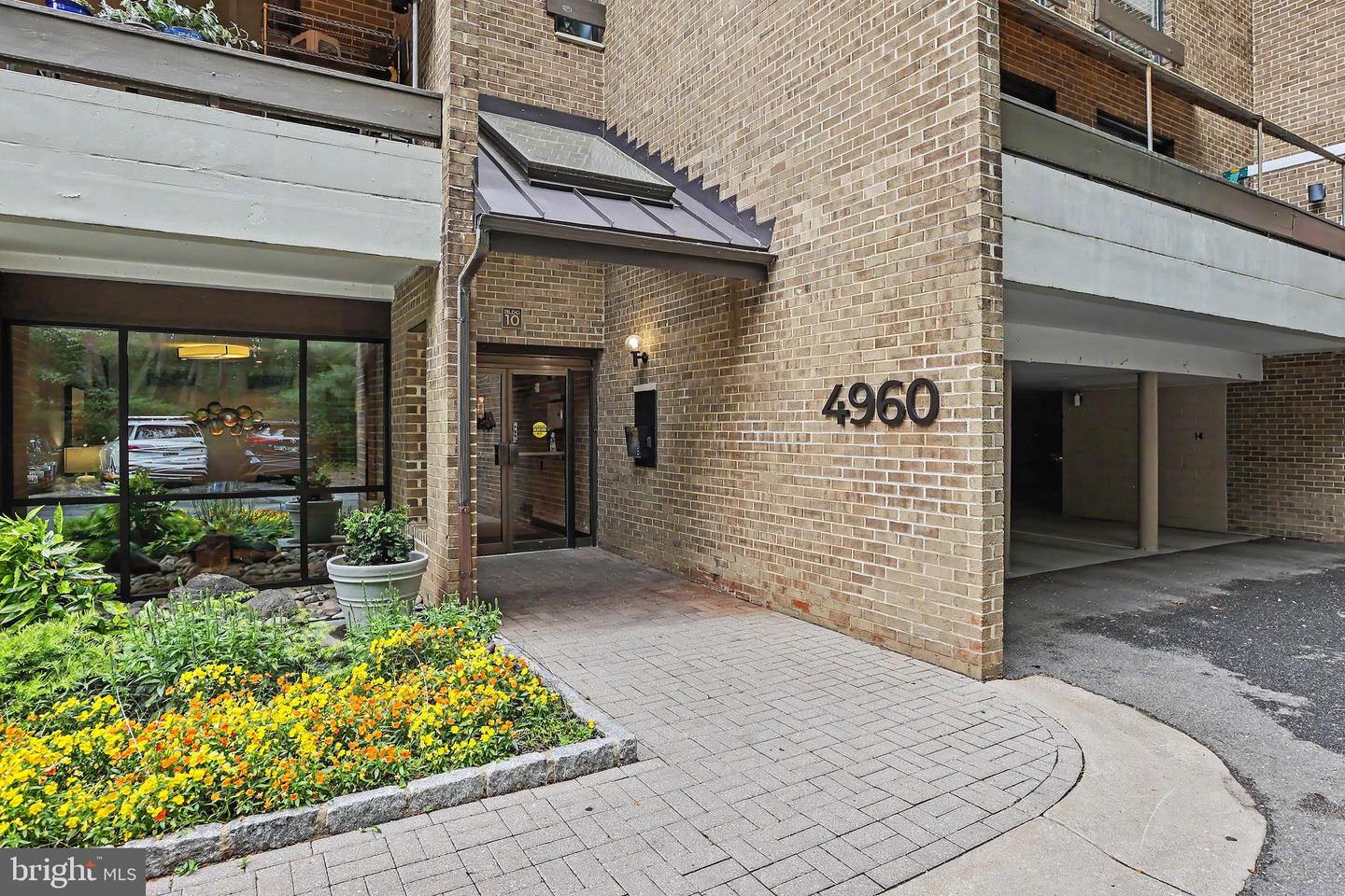 4960 Sentinel Drive #102, Bethesda
