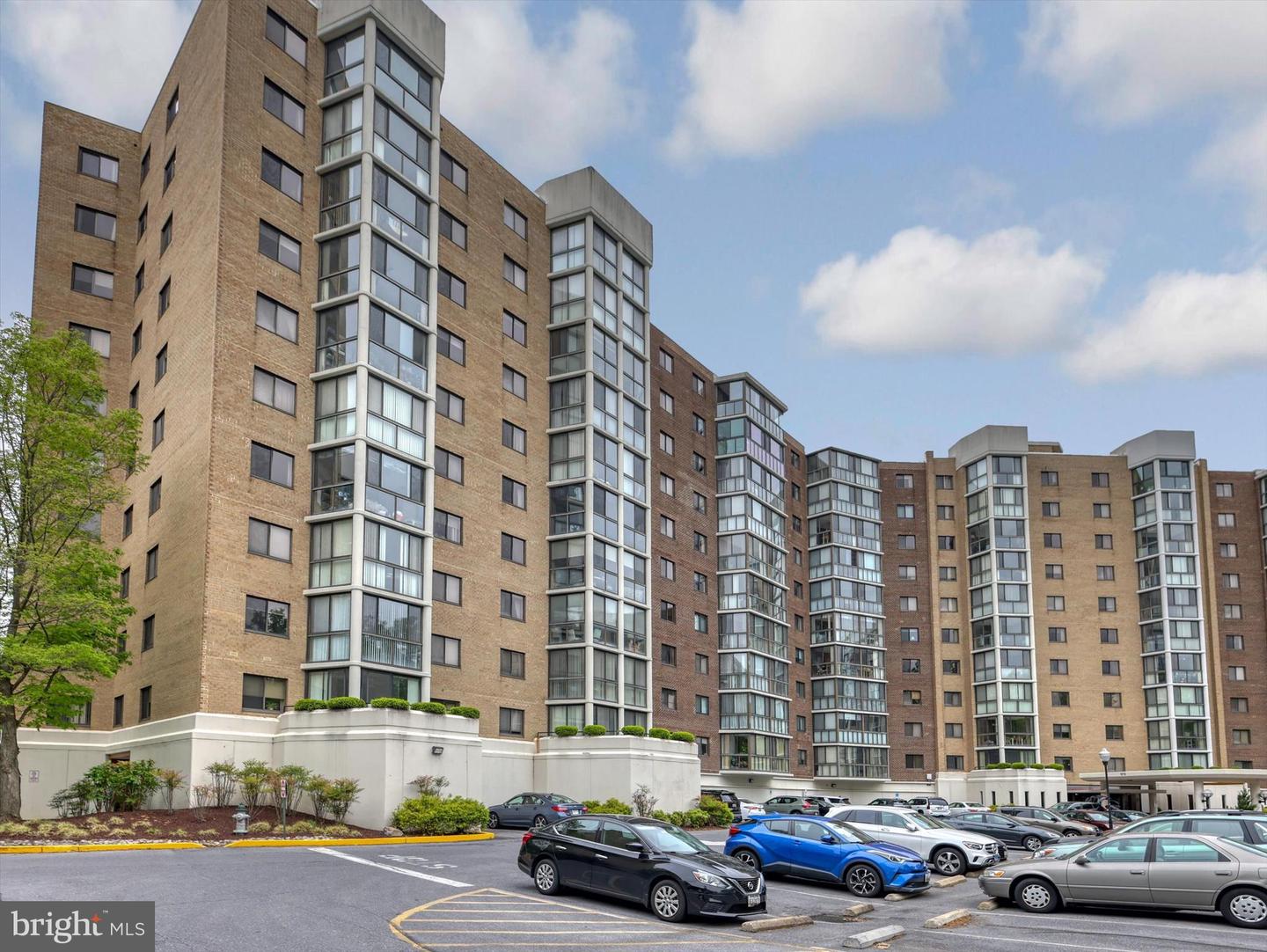 15115 Interlachen Drive #3-1012