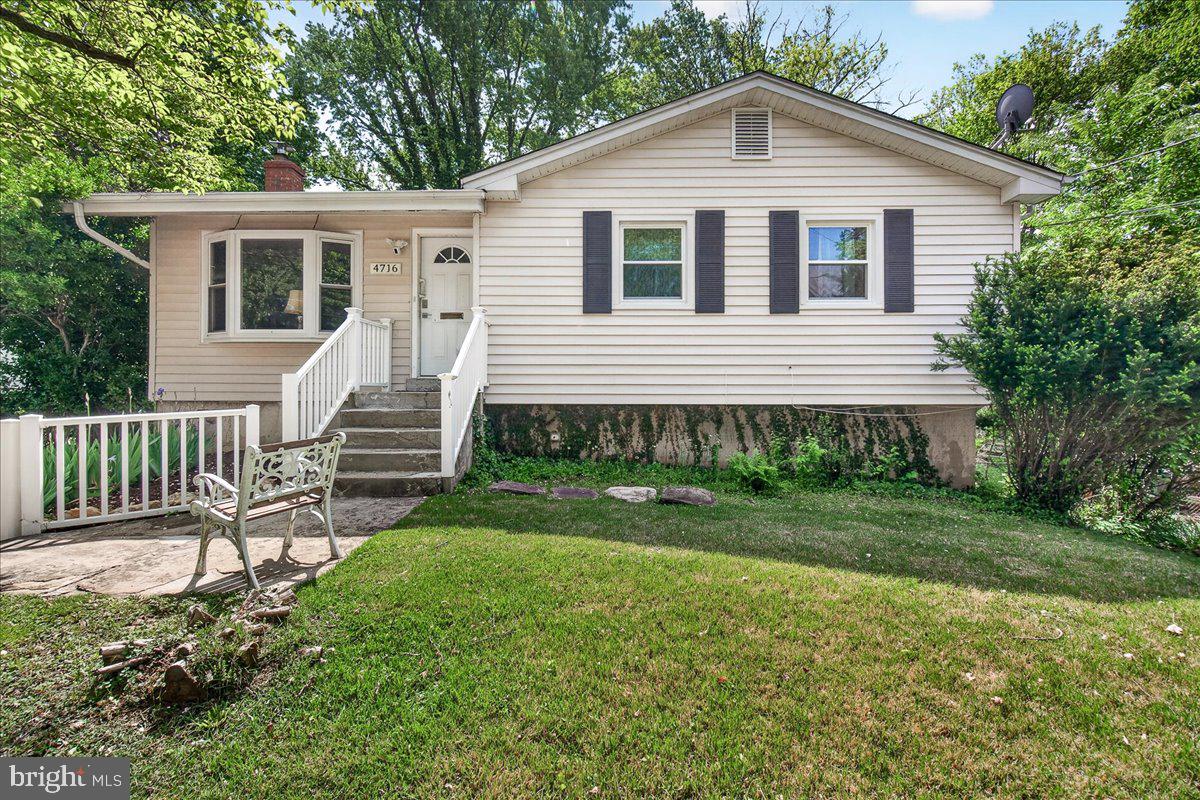 4716 Arbutus Avenue, Rockville