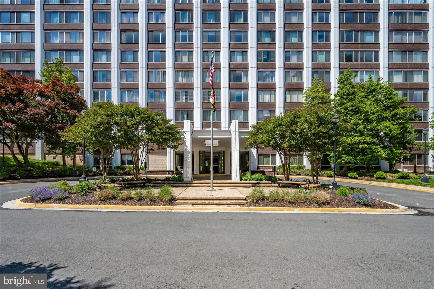 11801 Rockville Pike #508