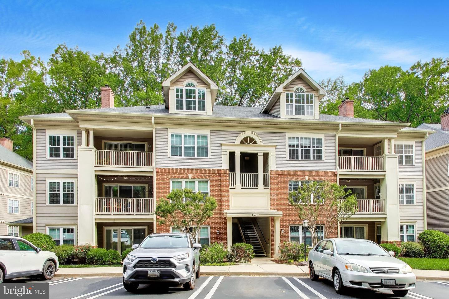 121 Timberbrook Lane #203, Gaithersburg