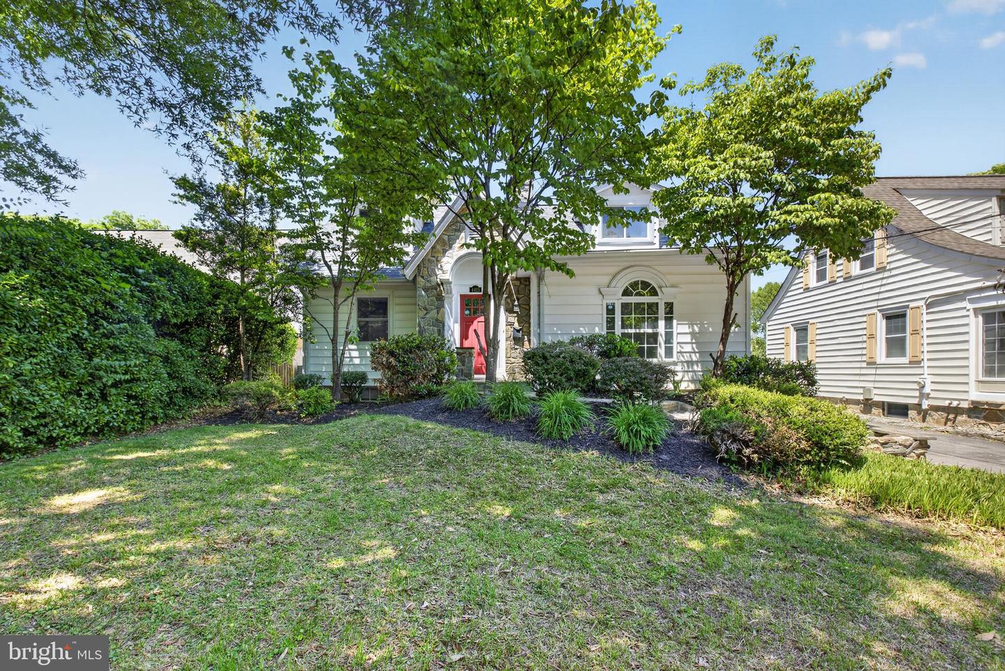4415 Bradley Ln