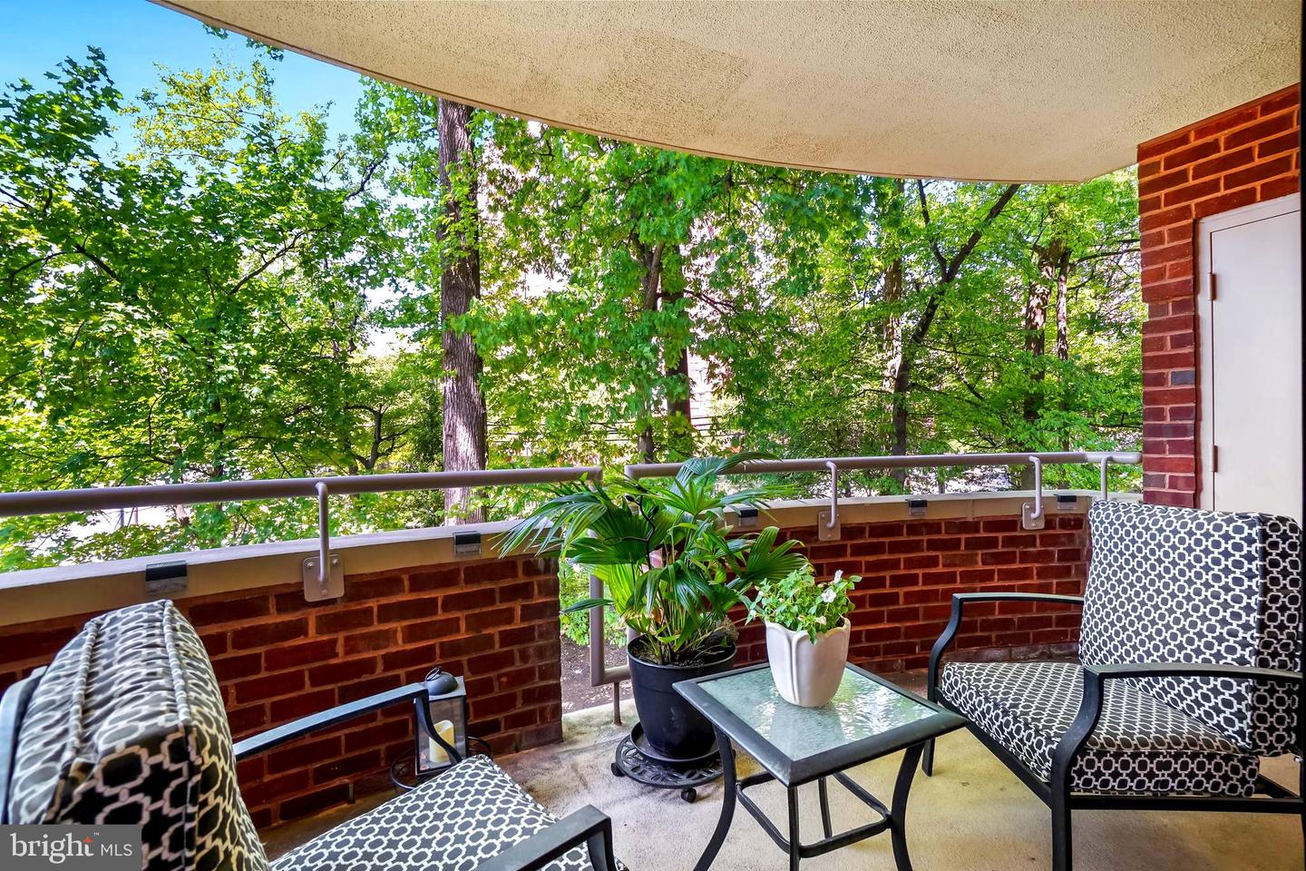 5802 Nicholson Lane #2-202, Rockville