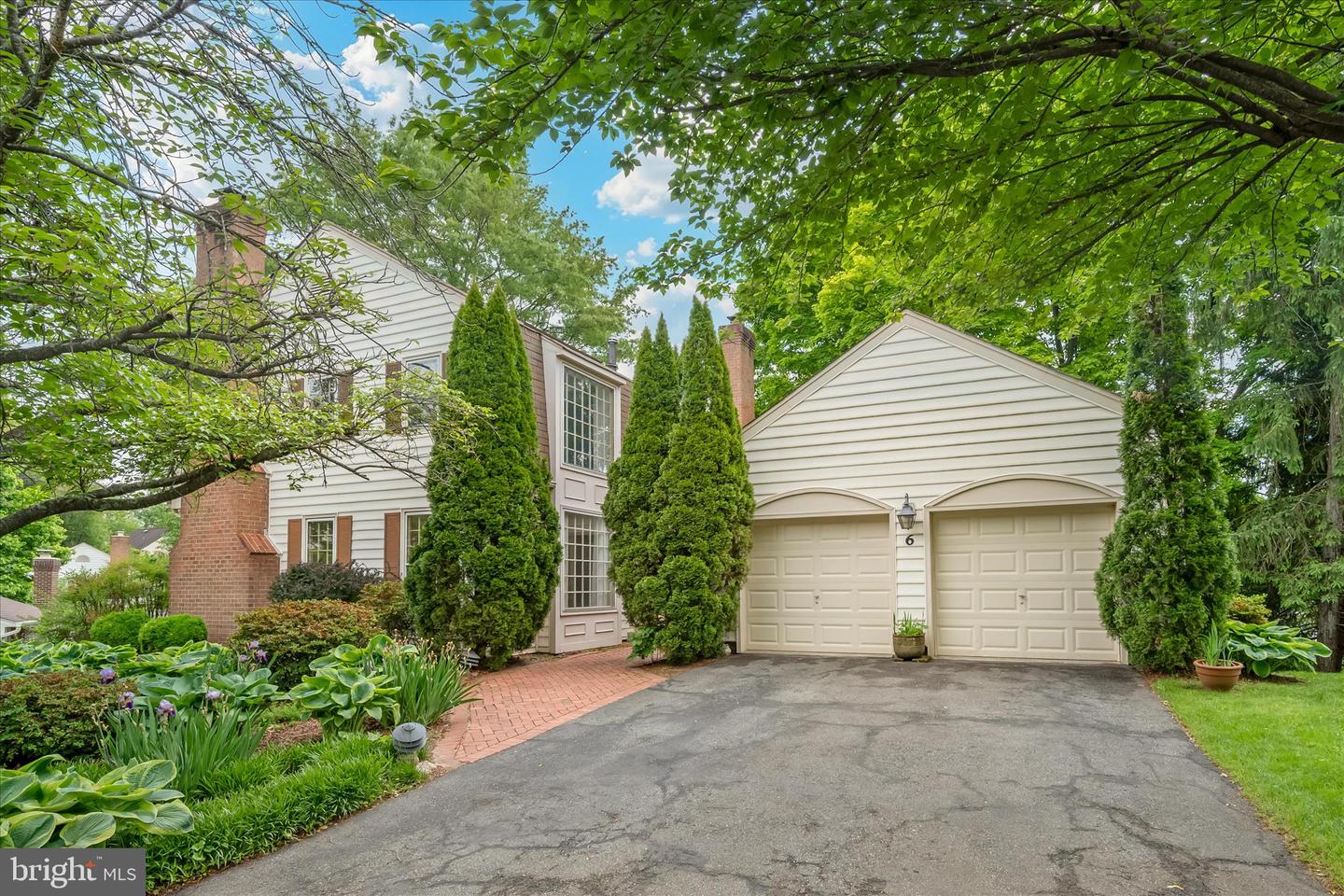 6 Mastenbrook Court, Montgomery Village