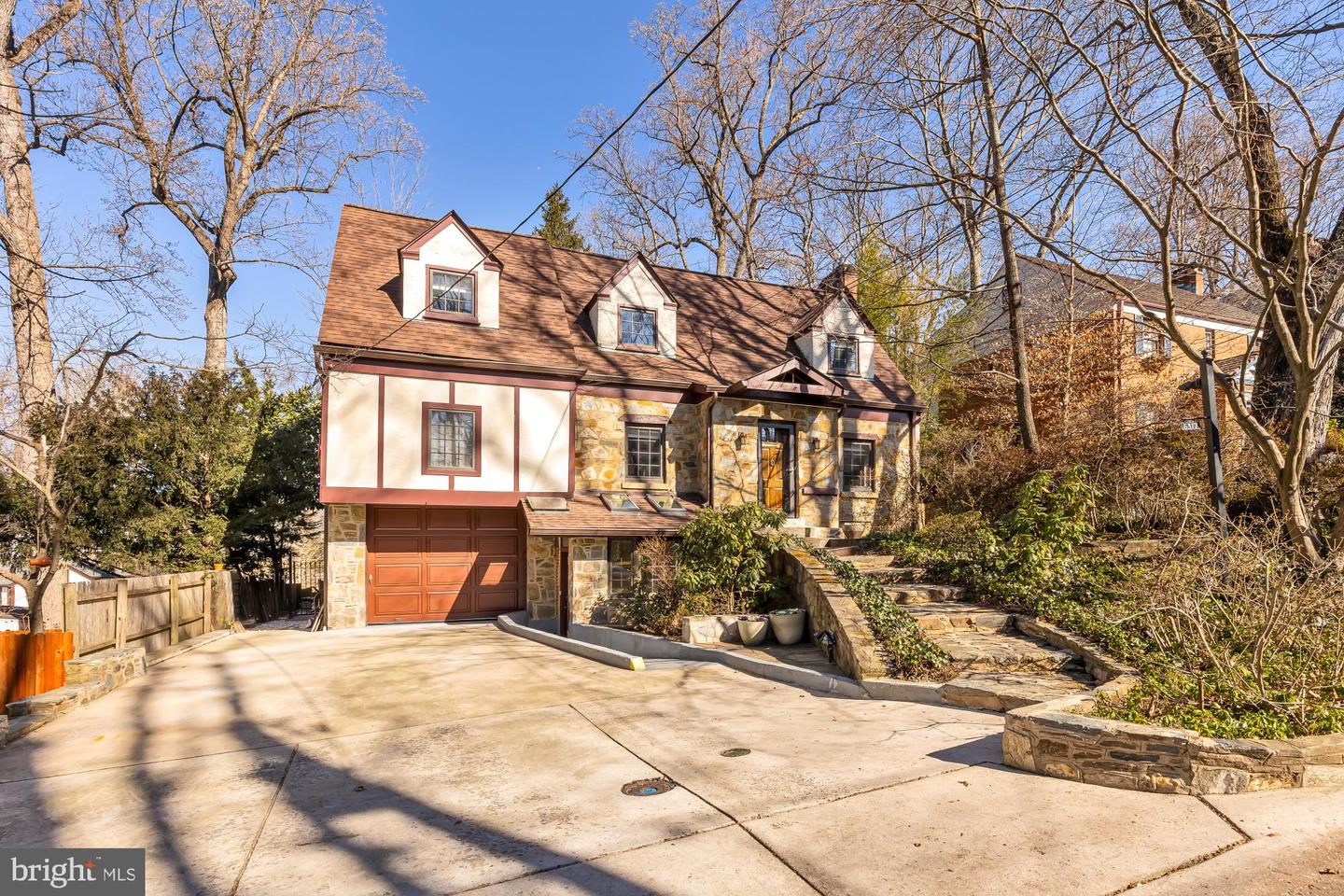 6317 Poe Road, Bethesda