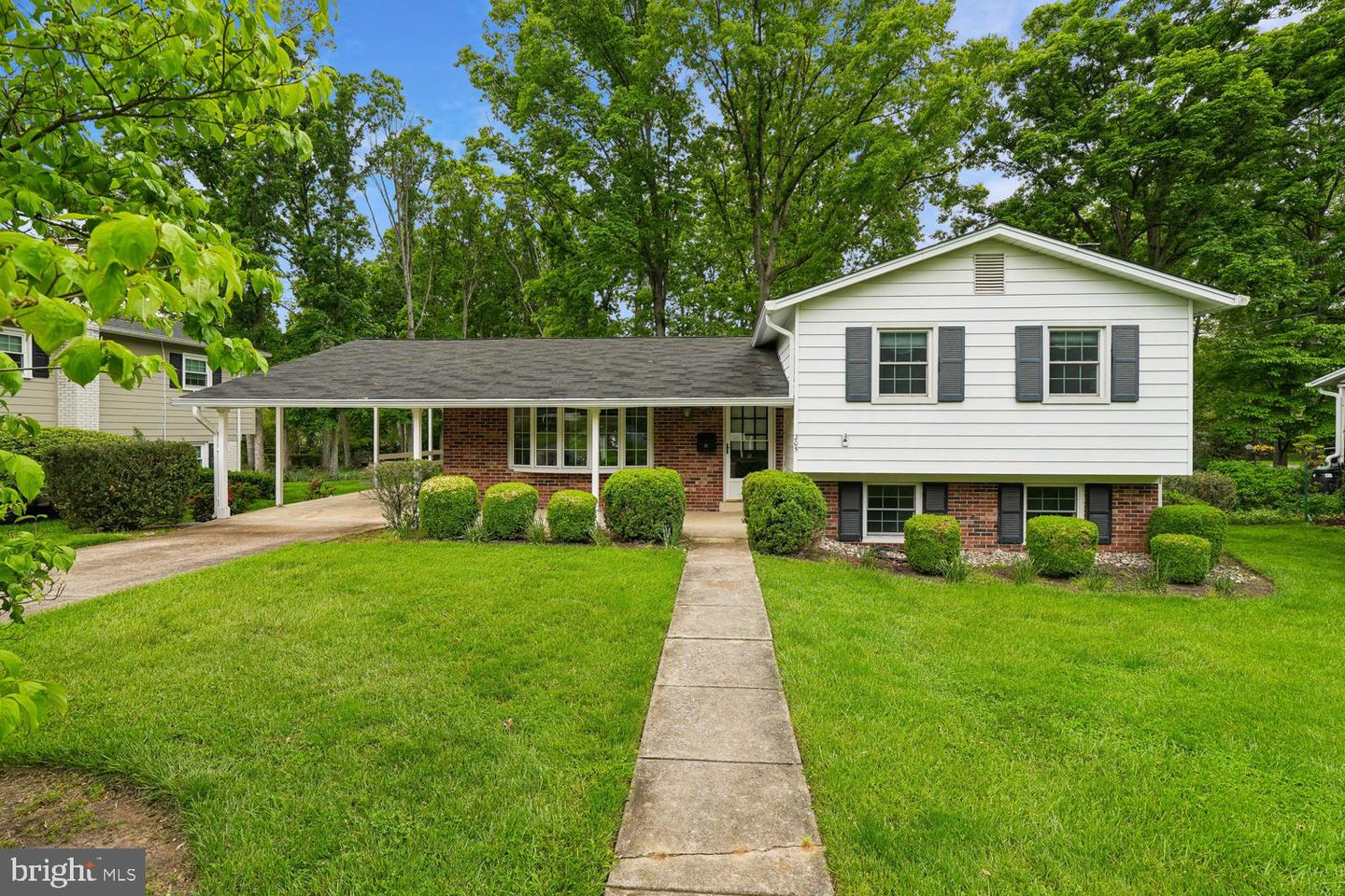 205 Tulip Drive, Gaithersburg