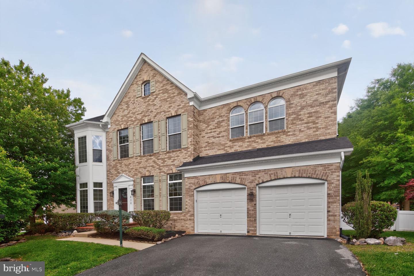 414 Summer Garden Way, Rockville