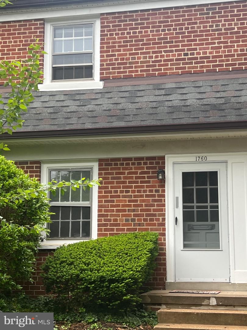 1760 E West Highway #1760