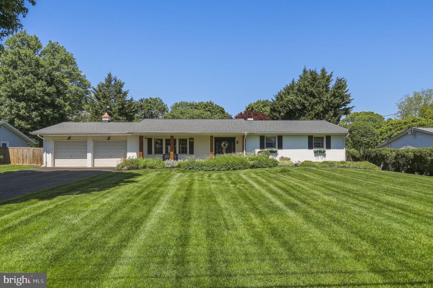 25904 Reva Drive, Damascus