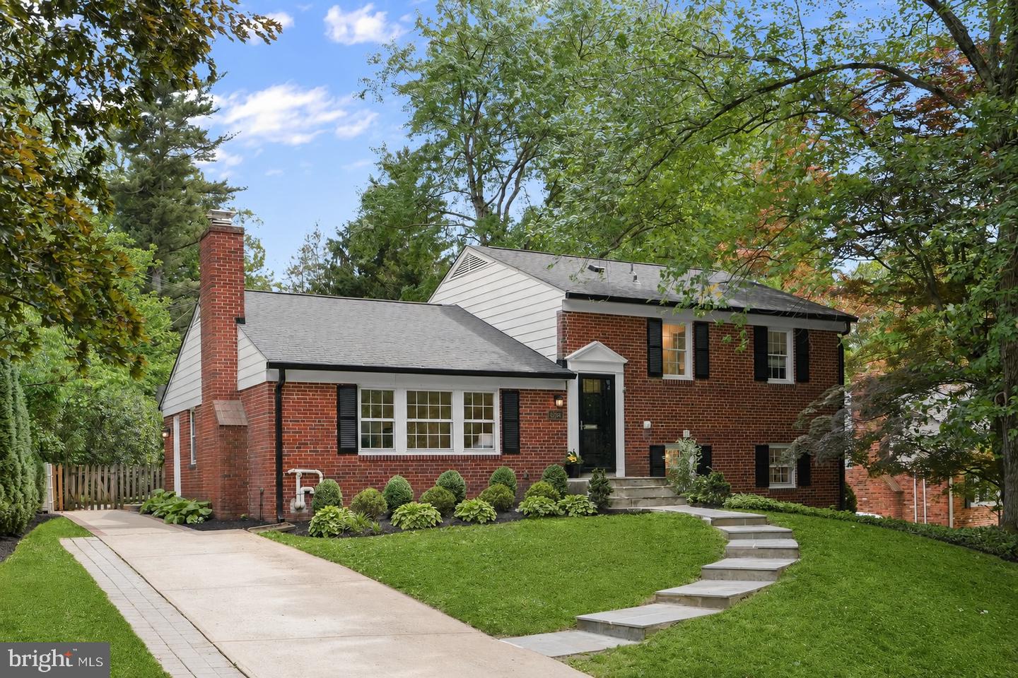 6204 Redwing Court, Bethesda