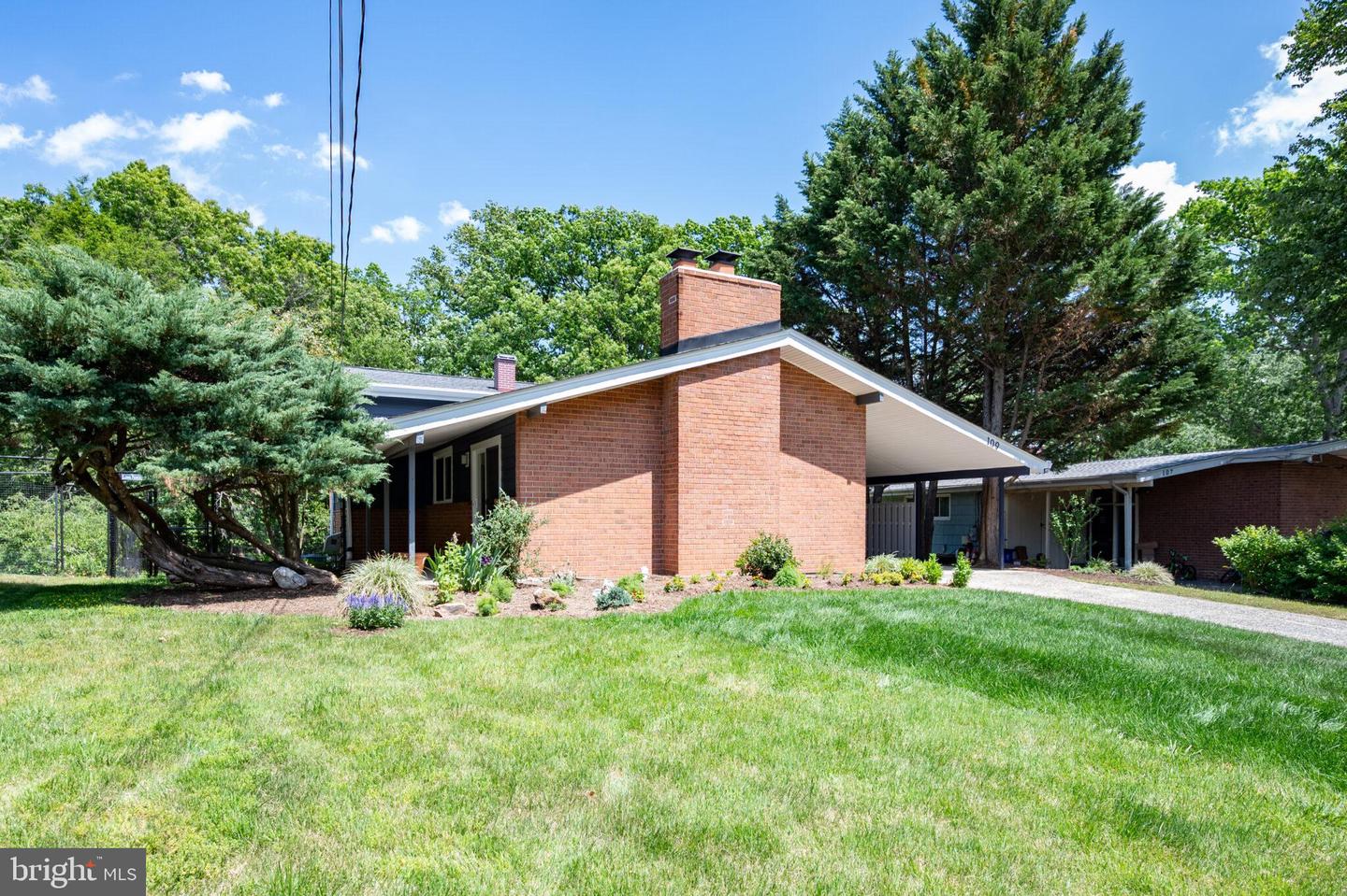 109 Bluff Terrace, Silver Spring