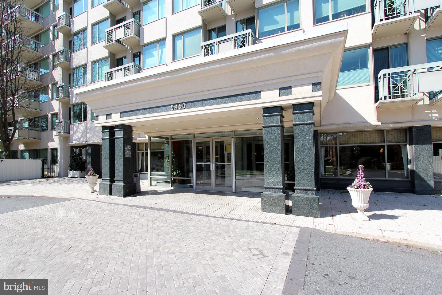 5450 Whitley Park Terrace #803, Bethesda