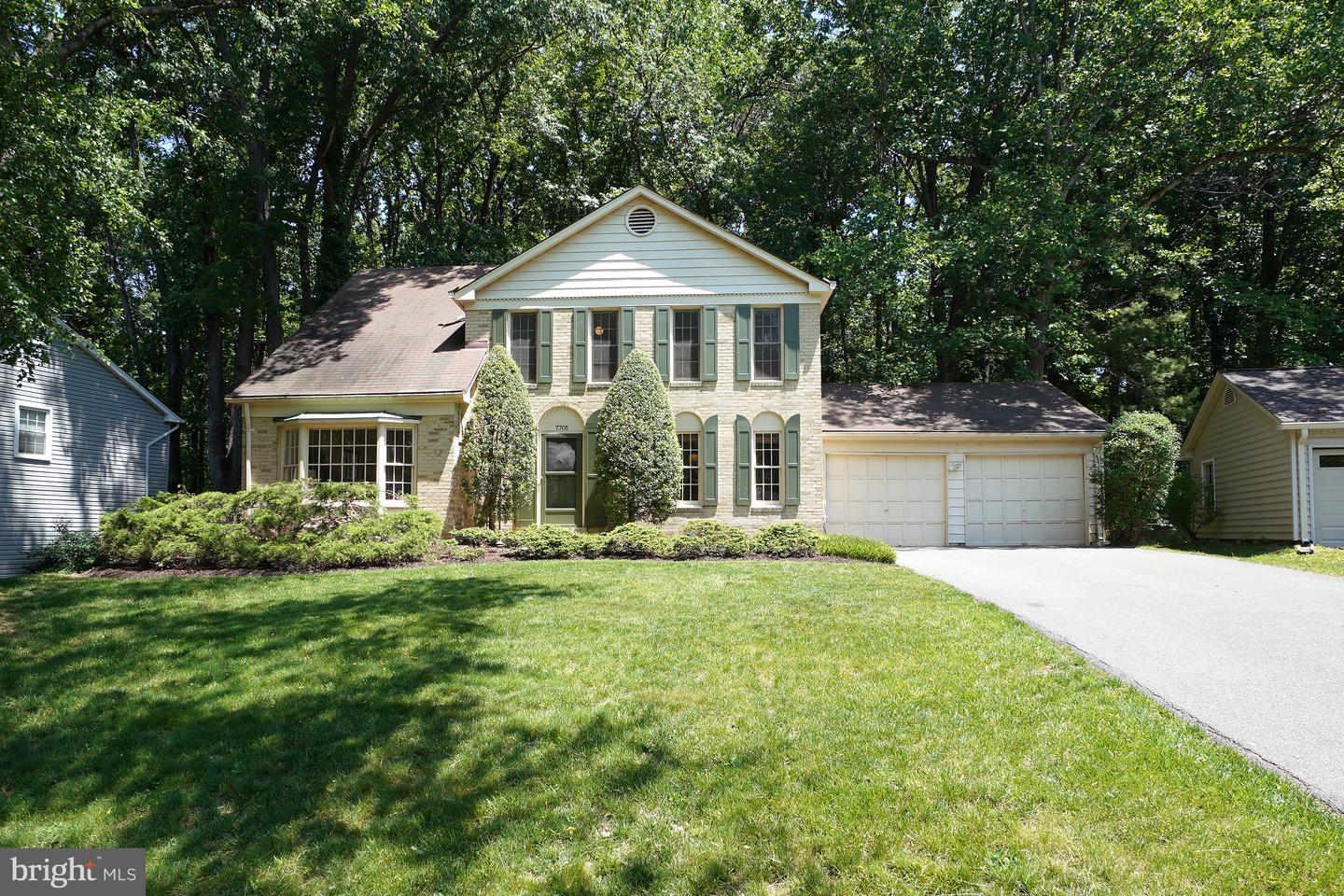 7705 Ivymount Terrace, Potomac