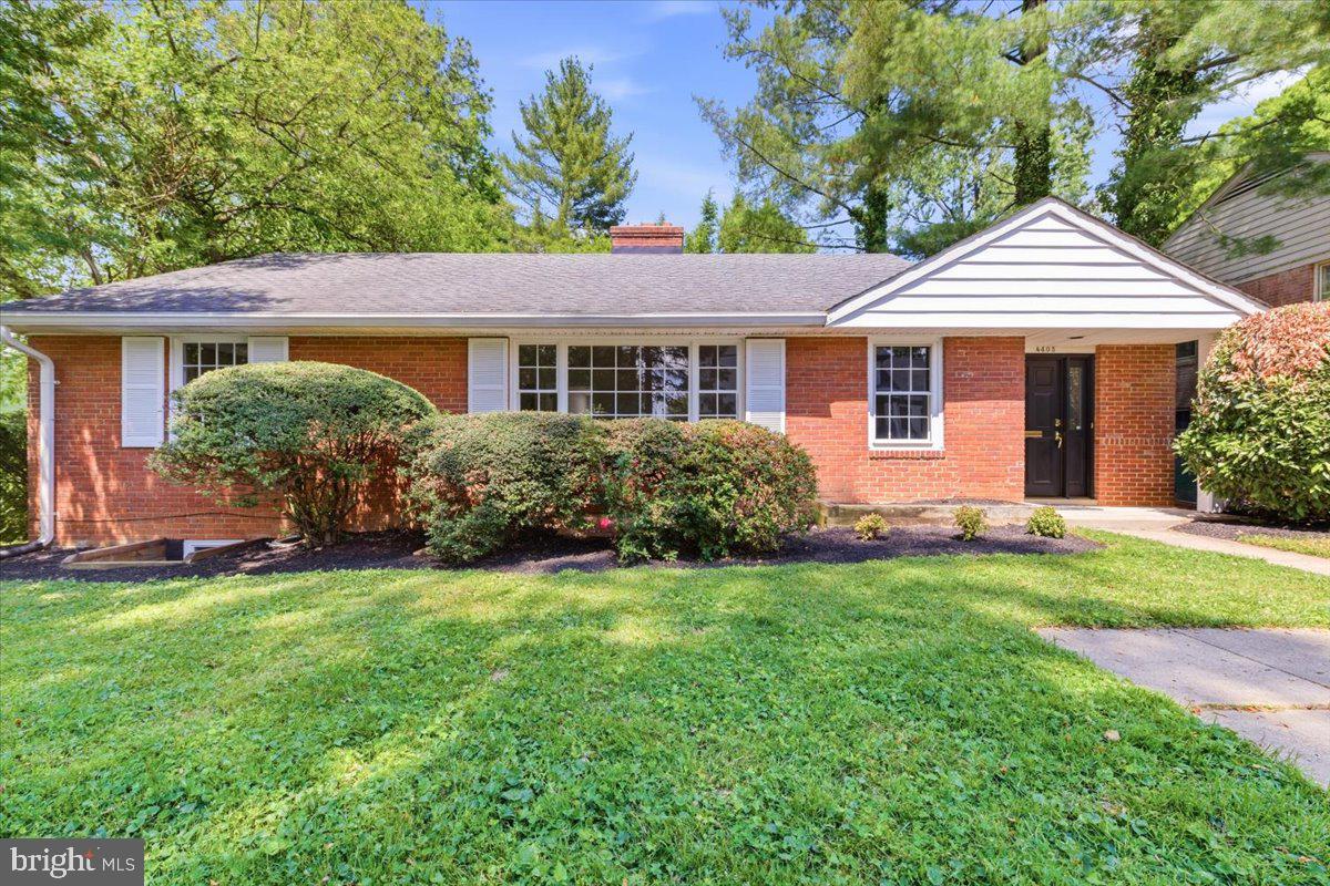 4405 Clearbrook Lane, Kensington