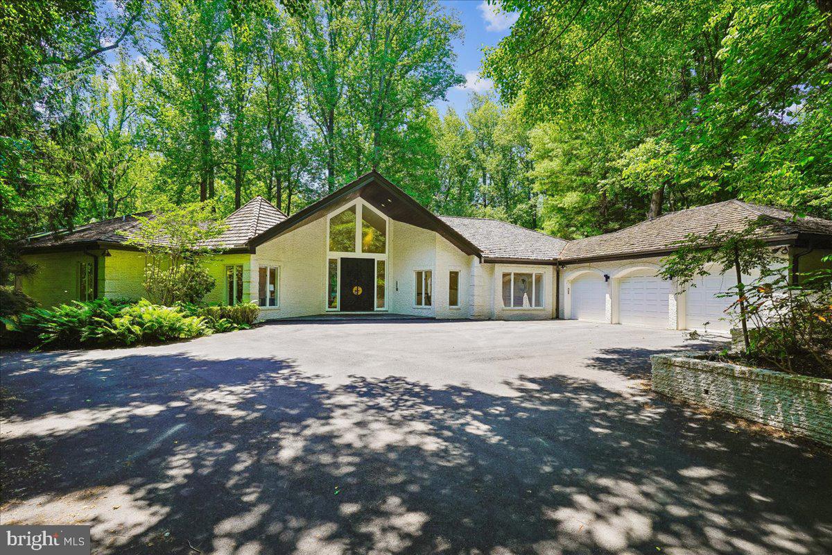 9100 Aldershot Drive
