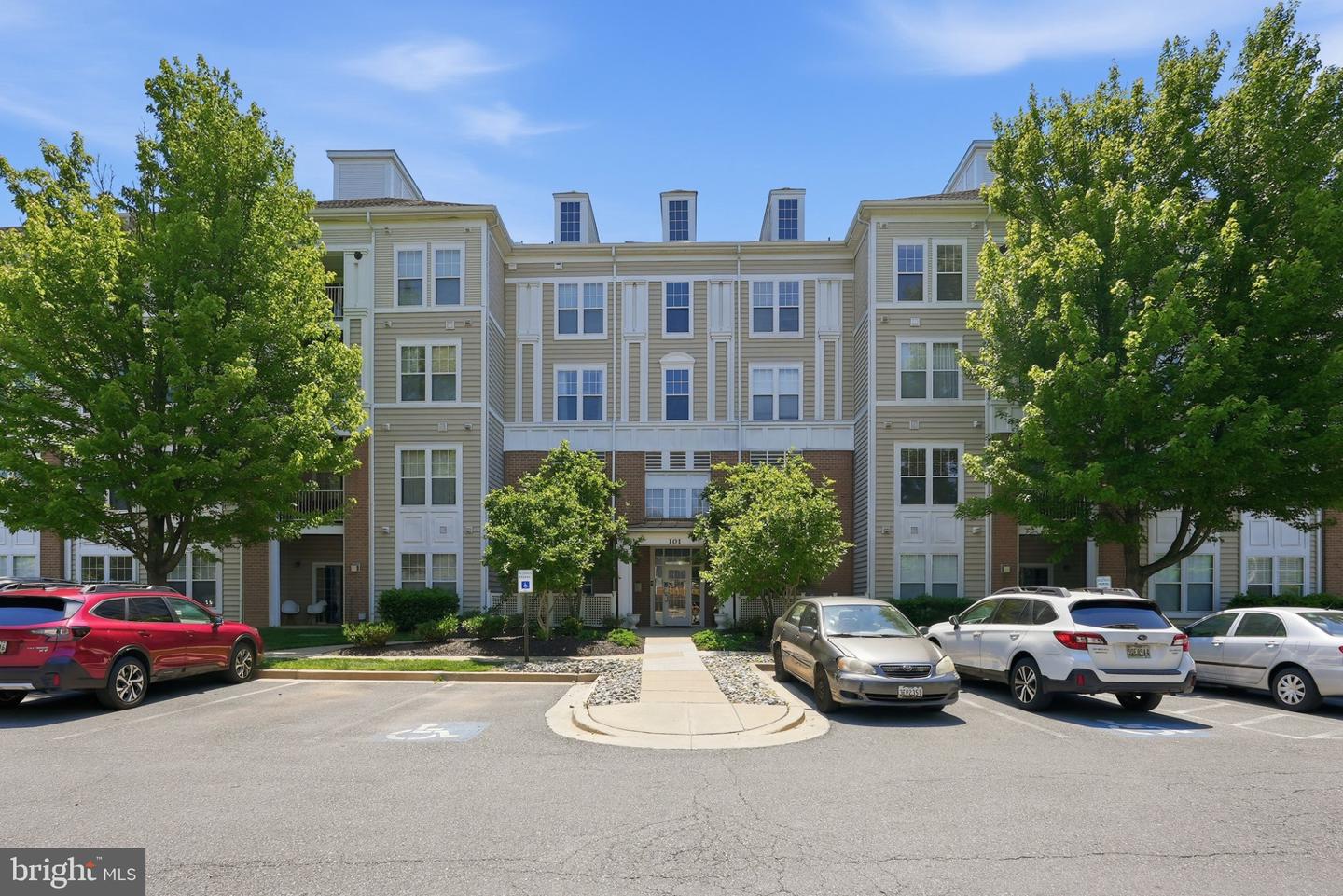 101 Watkins Pond Boulevard #4-302