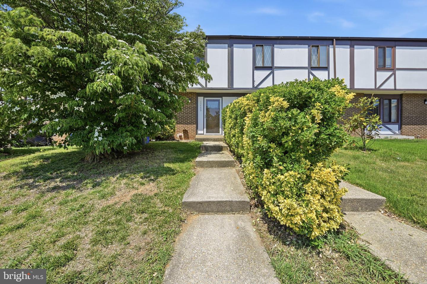 11709 Ashworth Court