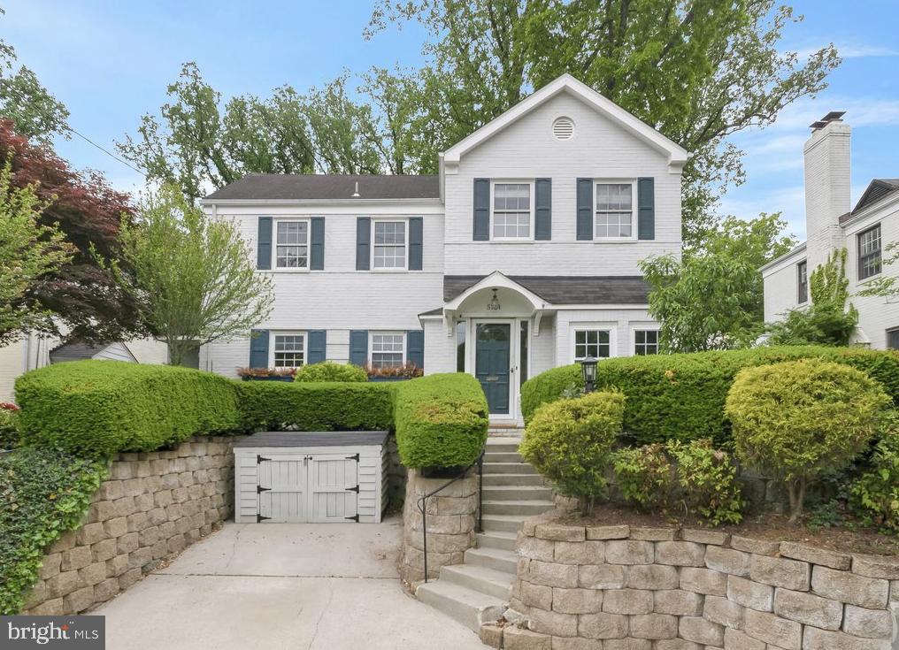 5714 Huntington Parkway, Bethesda