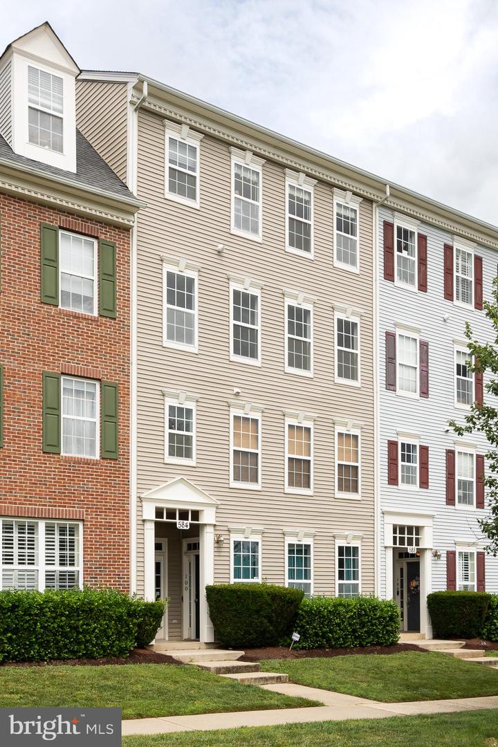 584 Orchard Ridge Drive #200