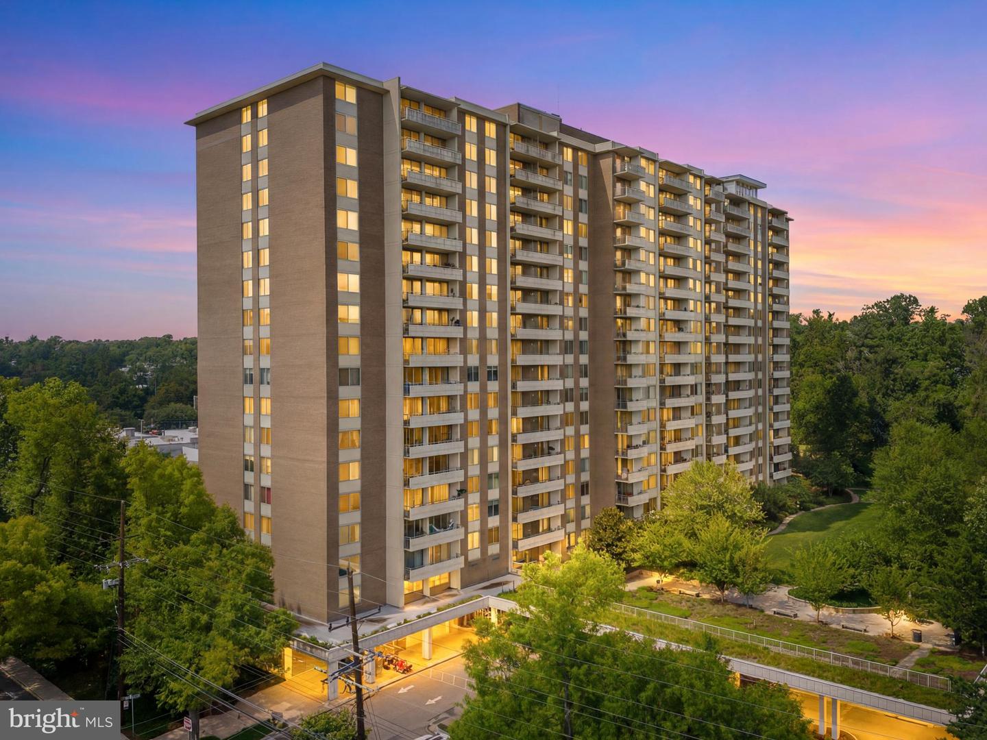 5101 River Road #1103