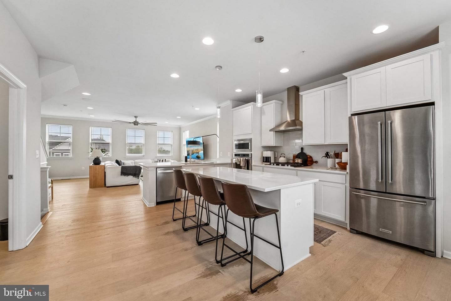 22917 Mater Way