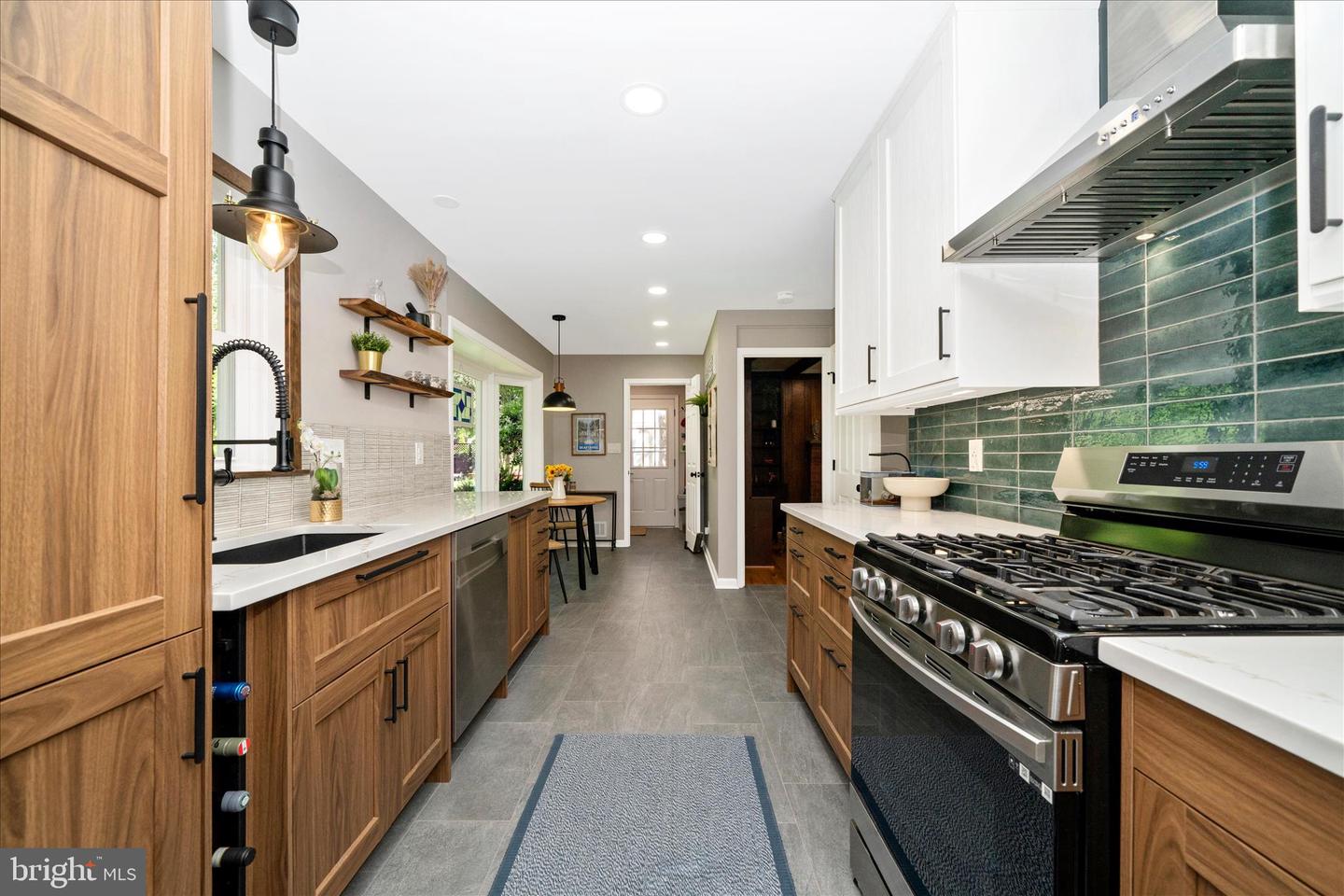 13120 Clifton Road