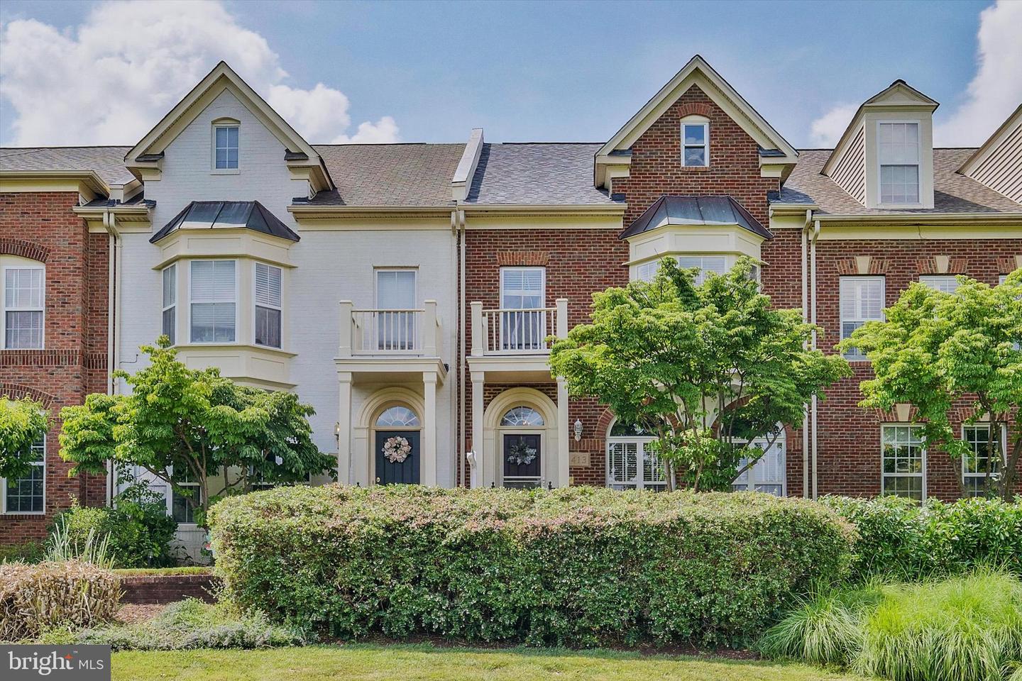 413 Longhorn Crescent
