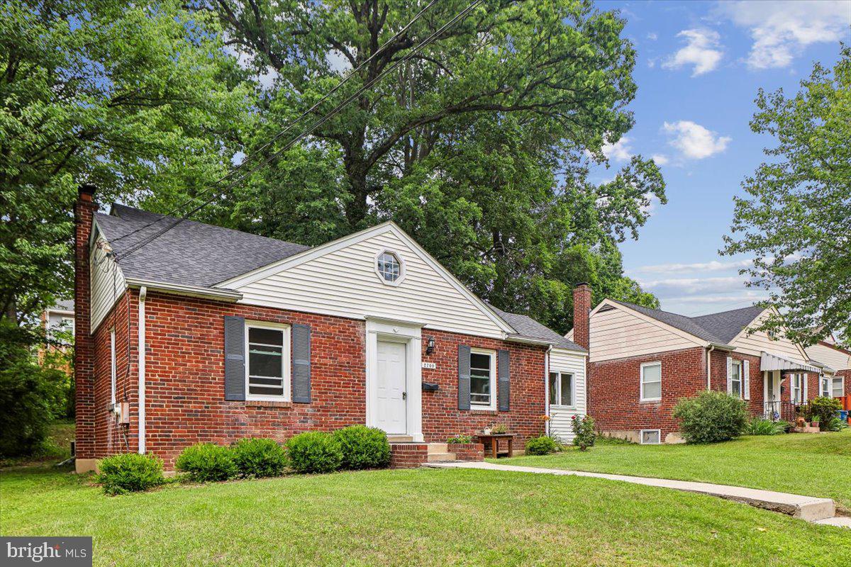 2709 Fenimore Road