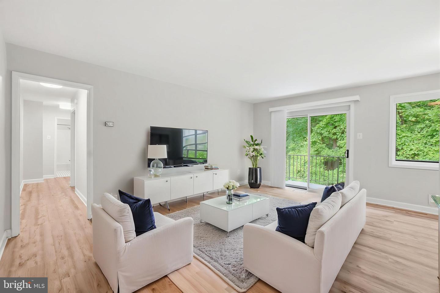 10607 Kenilworth Avenue #k-202
