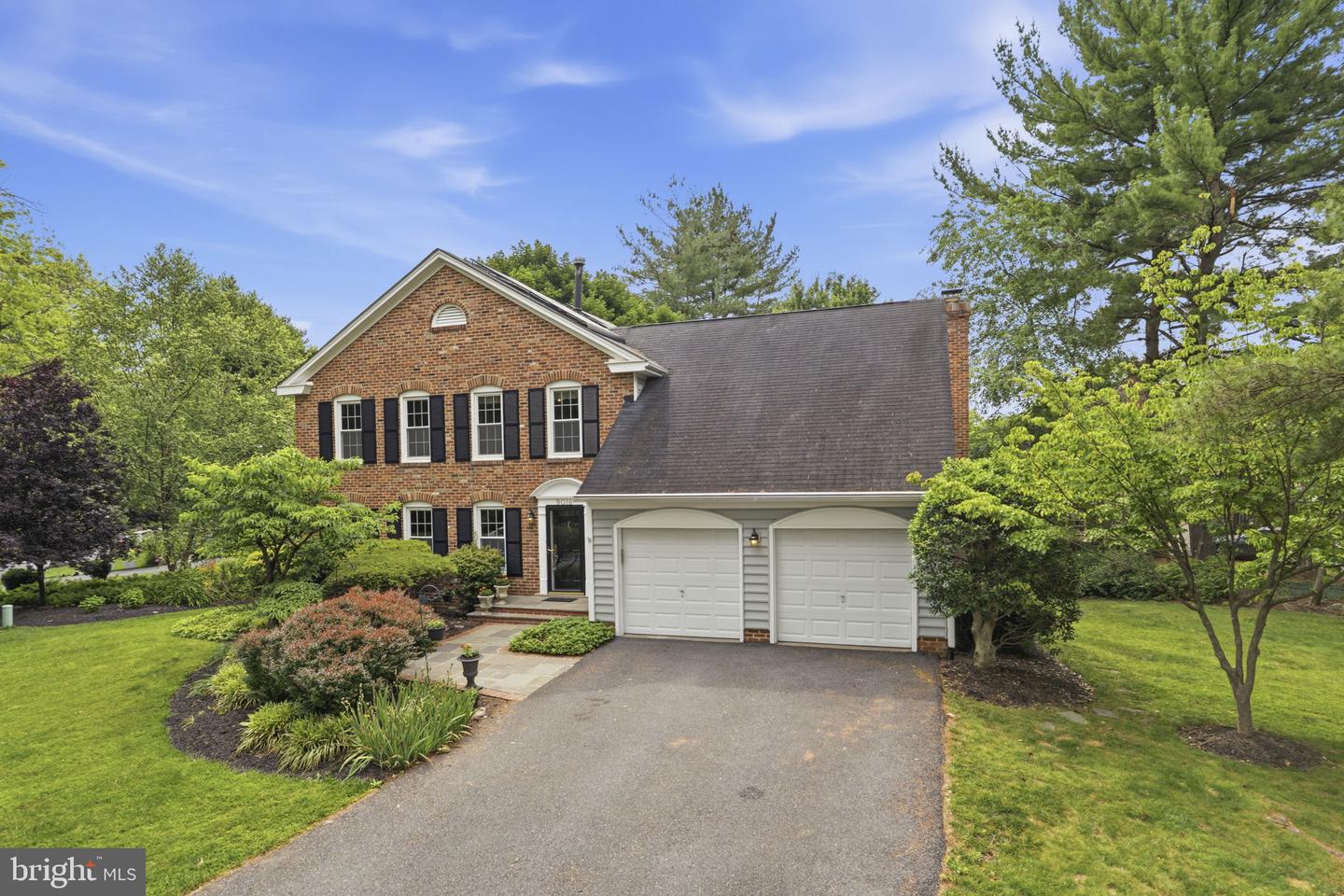 9016 Nesbit Court