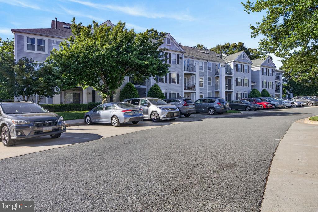 10021 Vanderbilt Circle #2