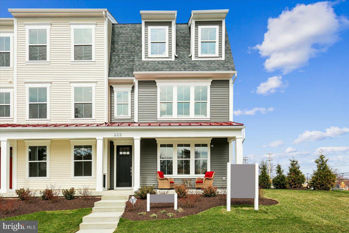 112 Allen Lane