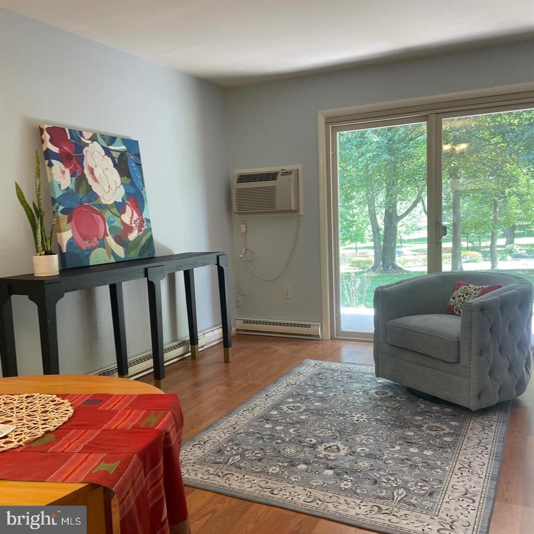 3322 Chiswick Court ##61-1f