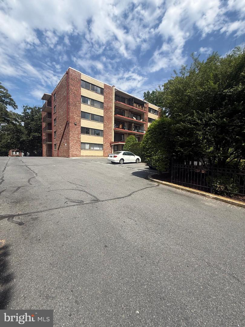 8308 Flower Avenue #401