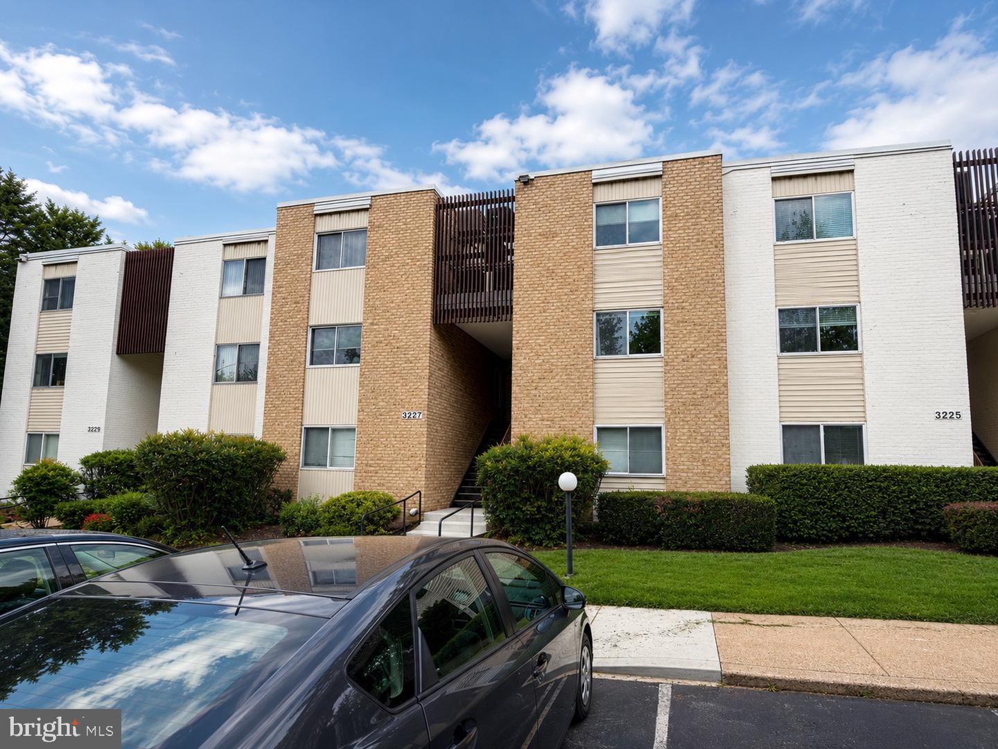 3227 University Boulevard W #g 21