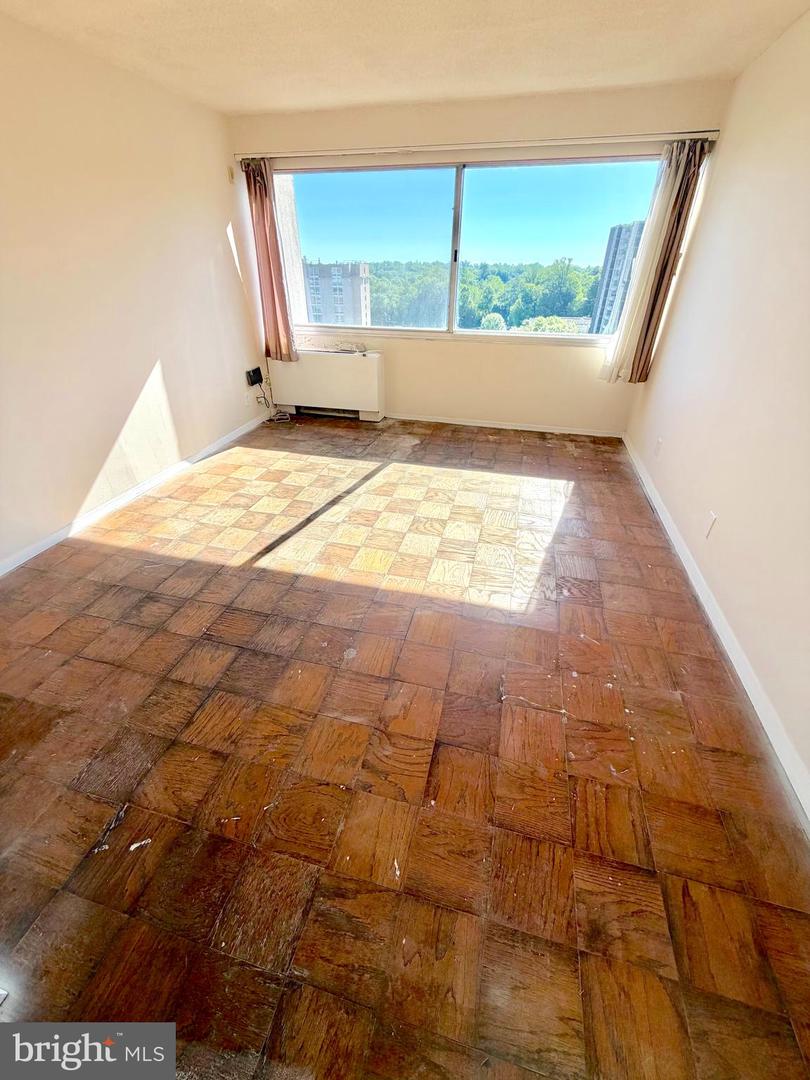 5500 Friendship Boulevard #2105n, Chevy Chase
