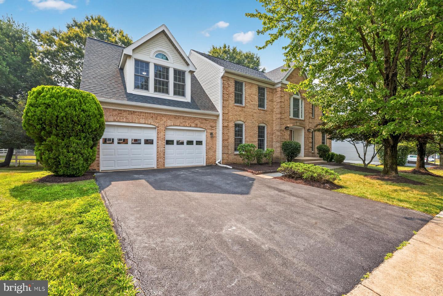 14107 Silent Wood Way, North Potomac