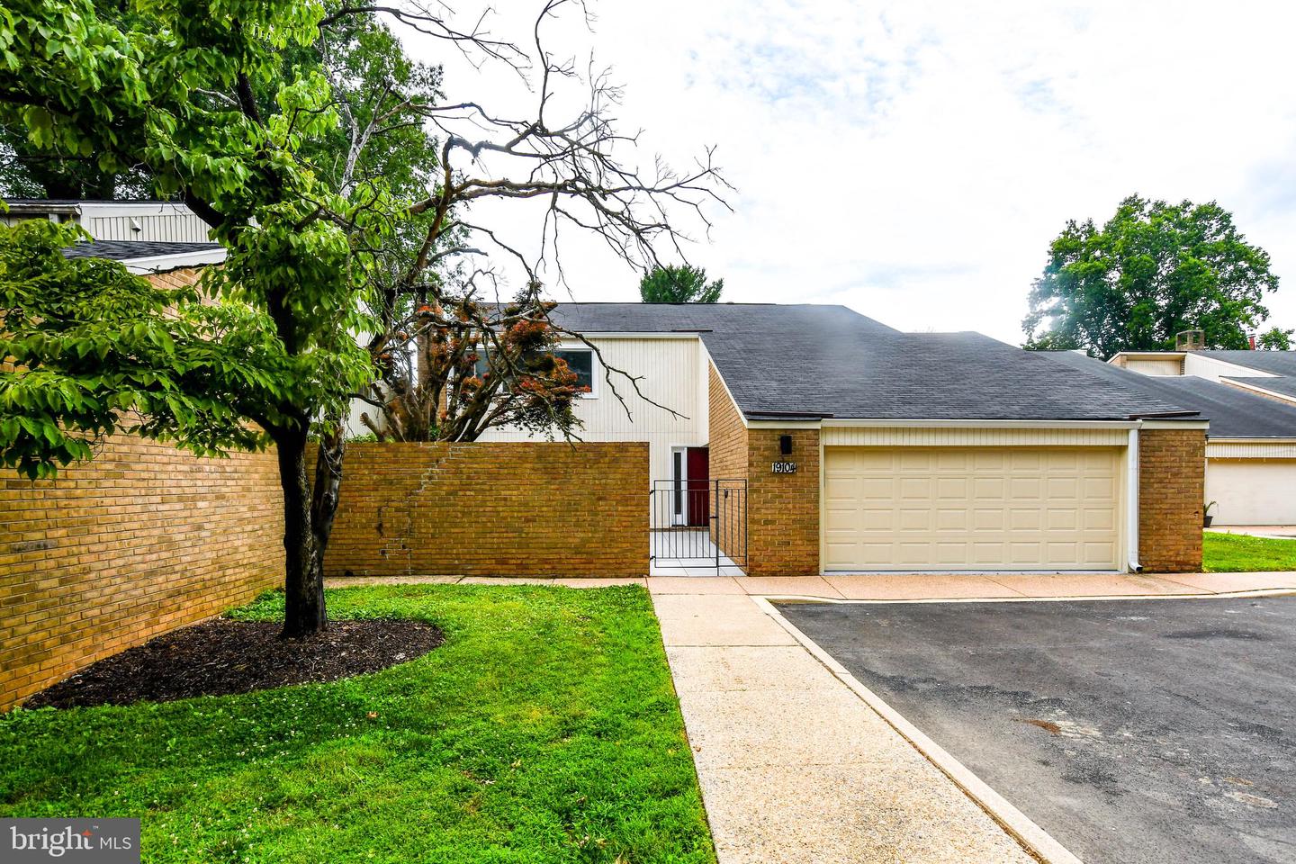 19104 Roman Way