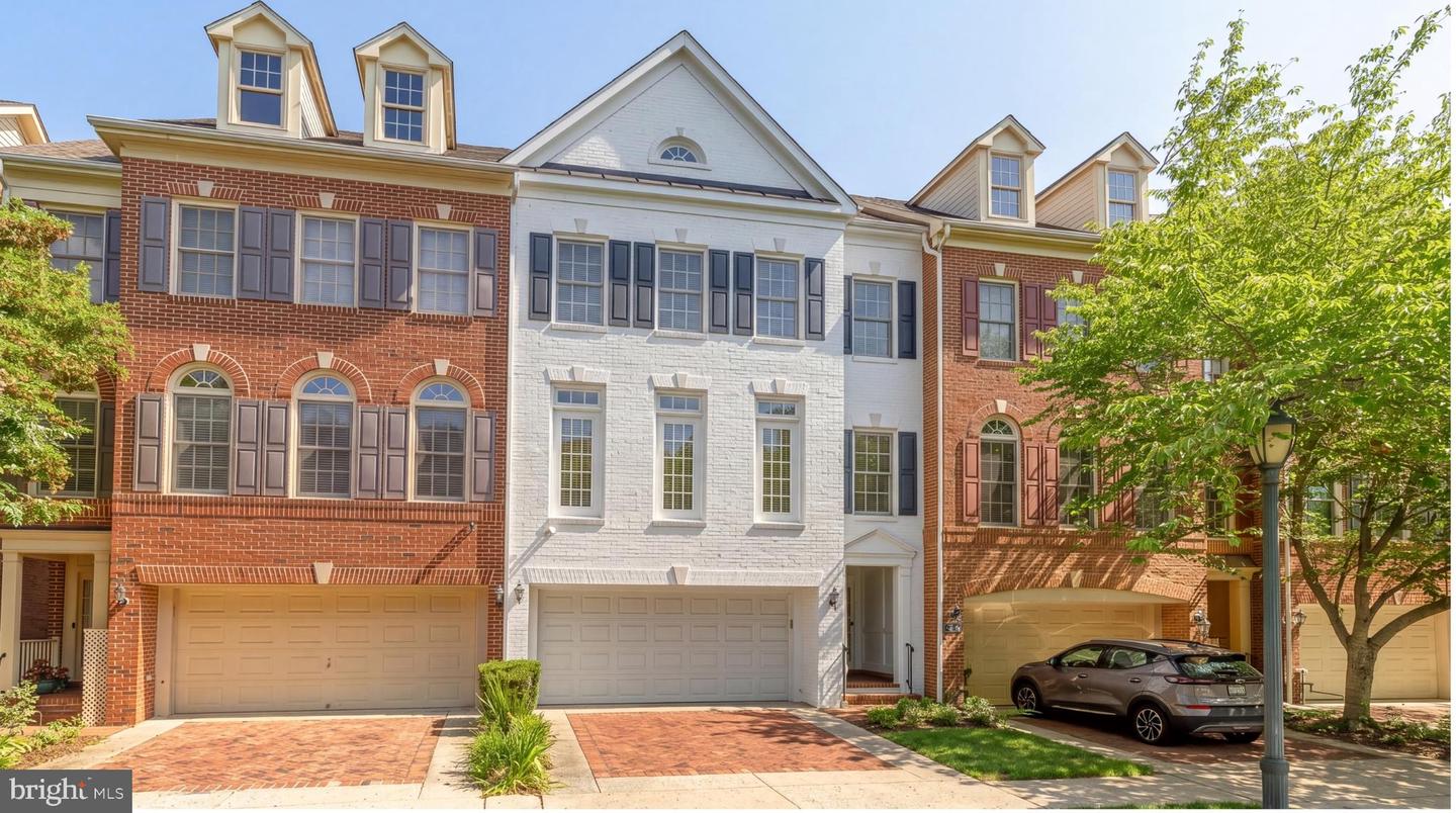 407 Oak Knoll Terrace