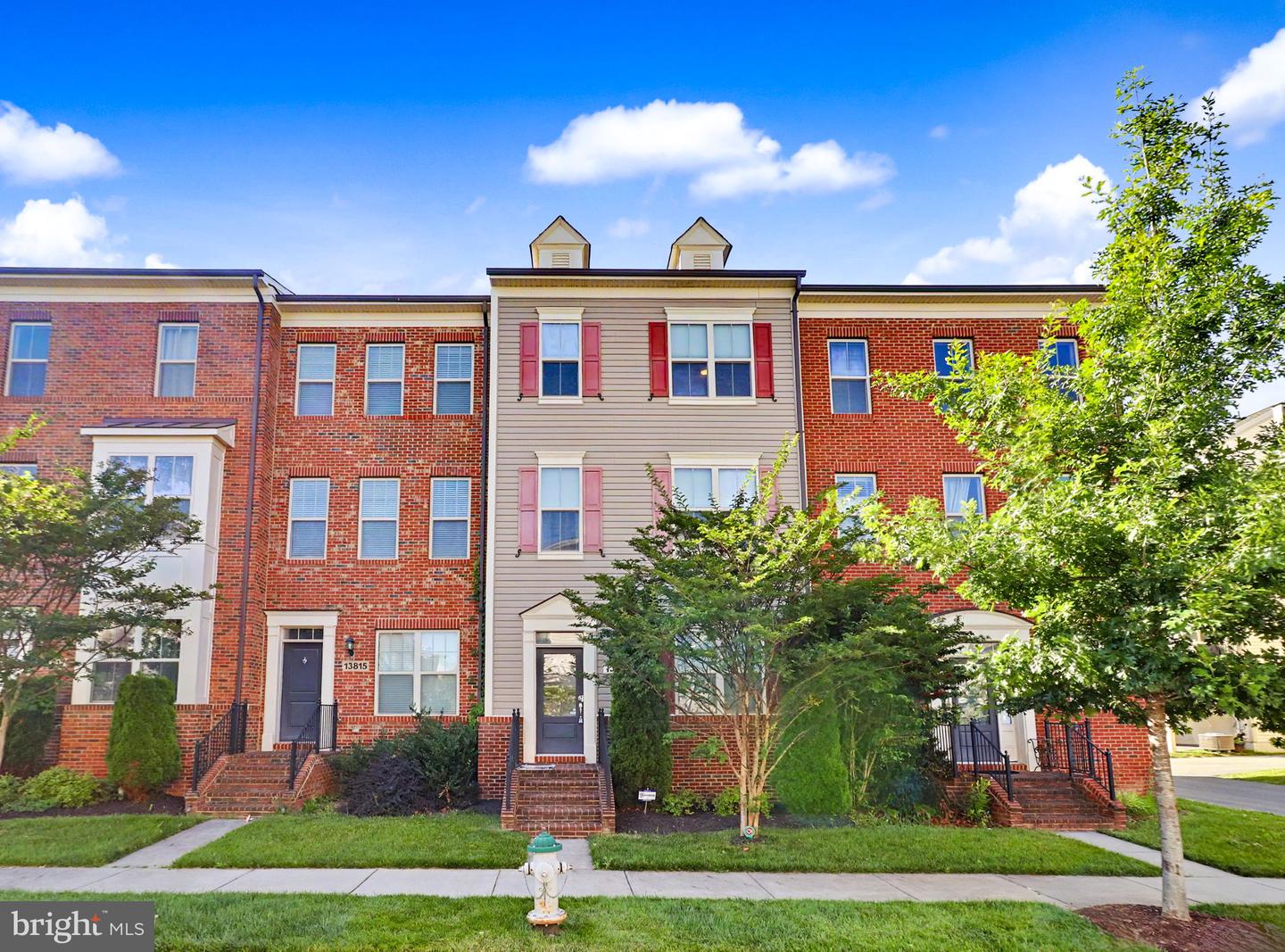 13813 Byrne Park Drive