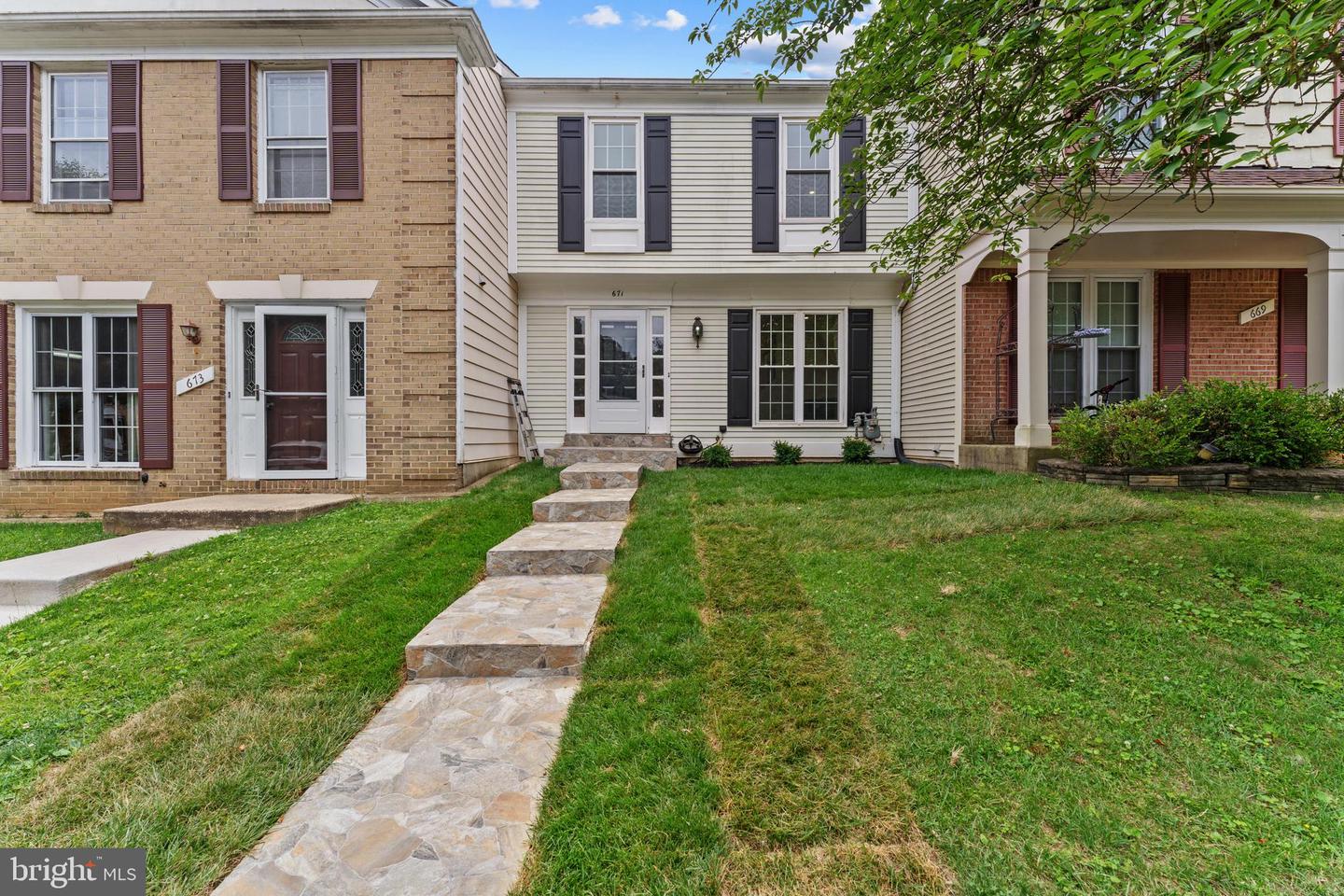 671 Concerto Lane