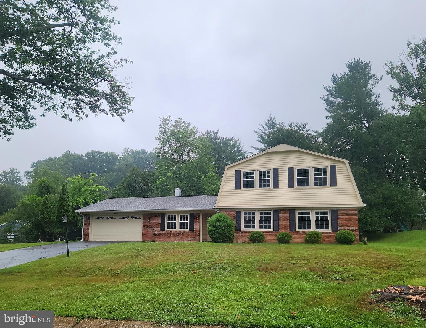 14008 Breeze Hill Lane