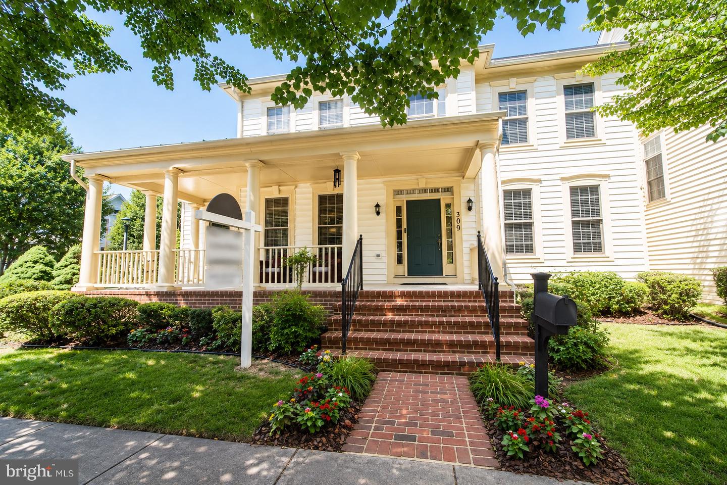 309 Treemont Way