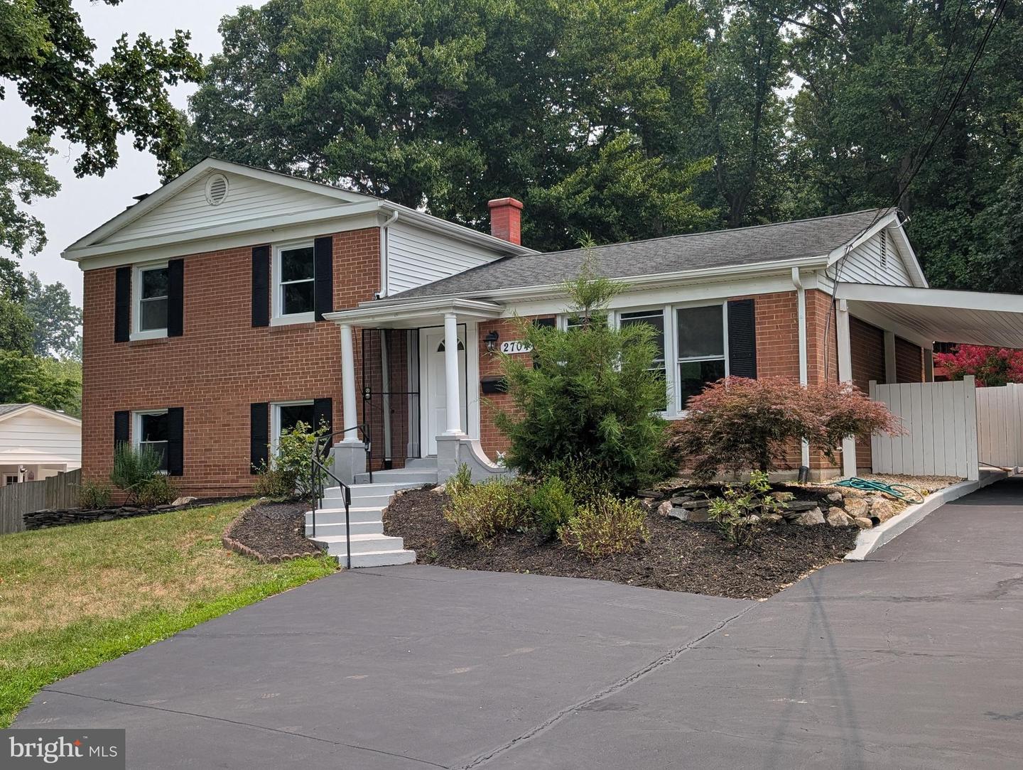 2704 Weller Road