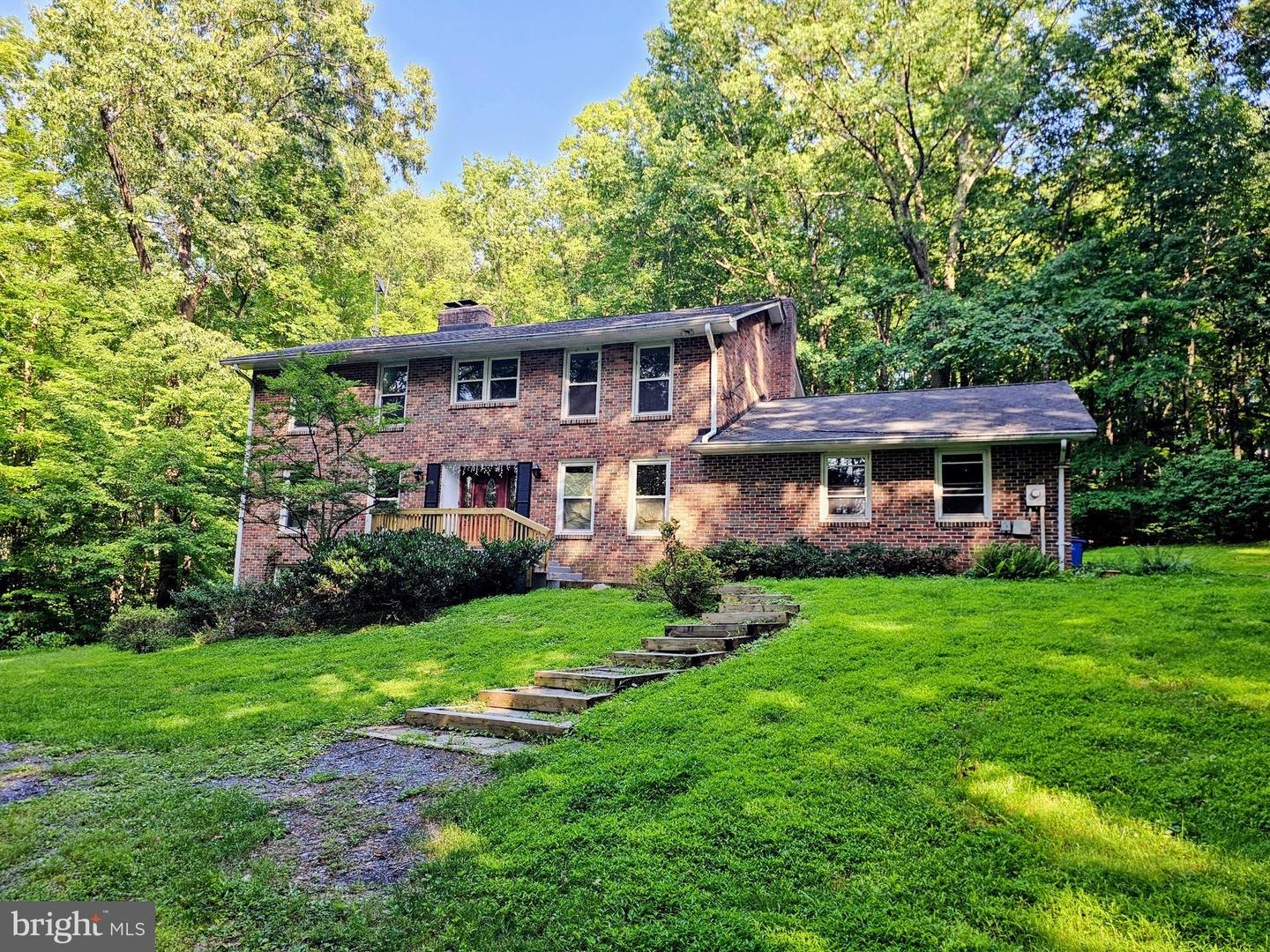 23800 Whites Ferry Road, Dickerson