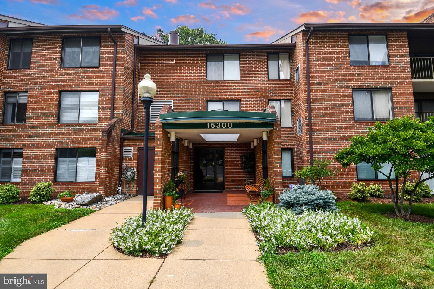 15300 Beaverbrook Court #88-2k