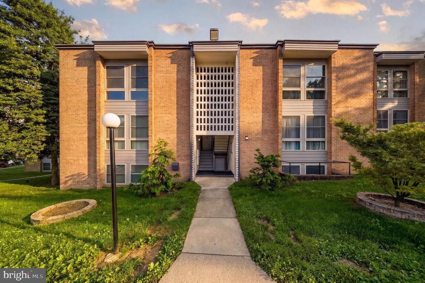 2202 Greenery Lane #301-22
