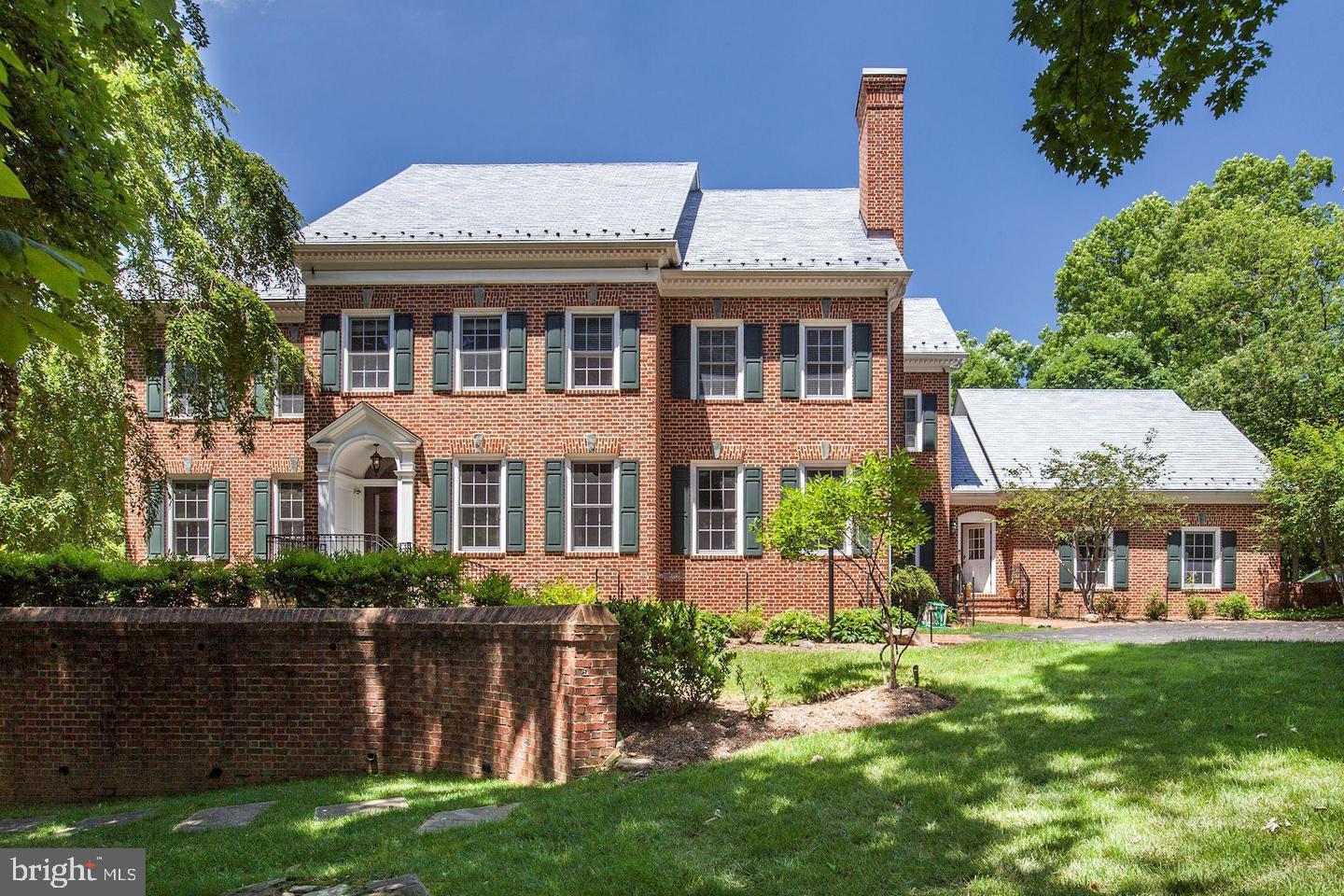 9909 Avenel Farm Drive, Potomac