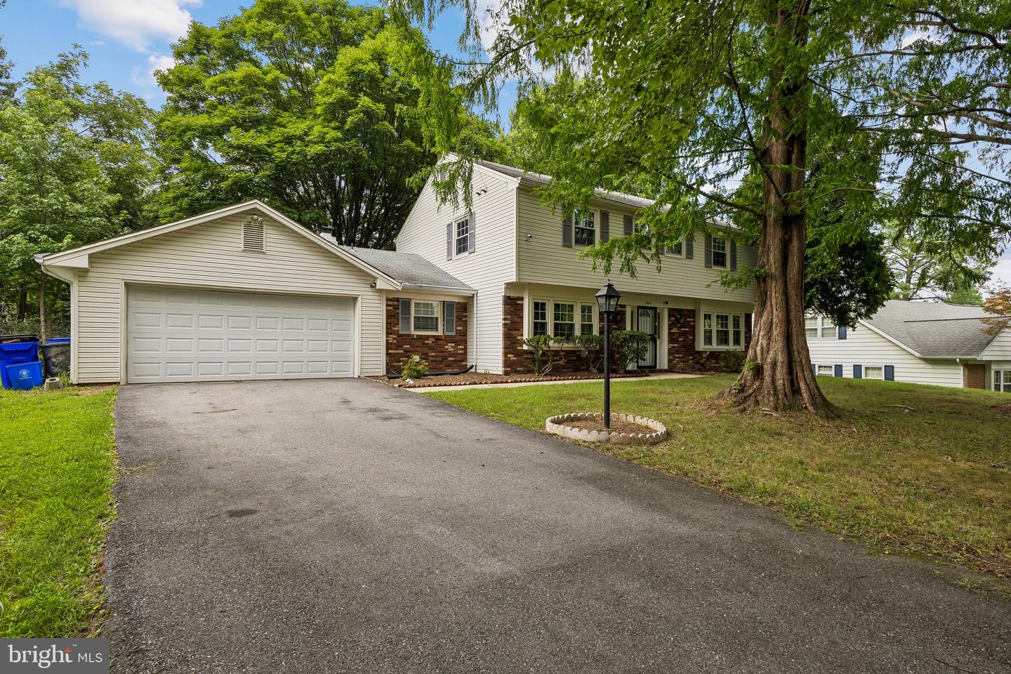 2805 Blazer Court